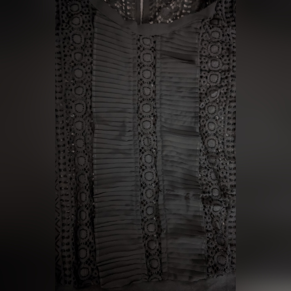 Women's Express Black Crochet Pleated Ruffle Blouse Long Sleeve Size Small EUC! - Picture 7 of 7